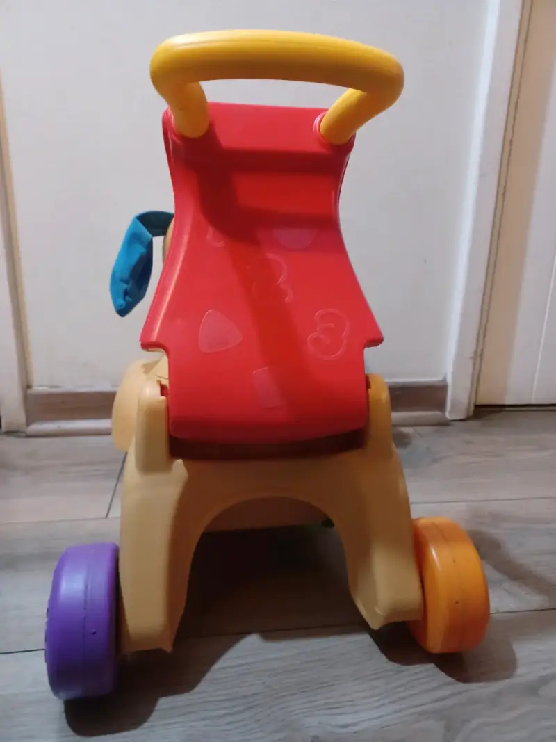 Perrito interactivo Fisher-Price luces y sonidos - 3