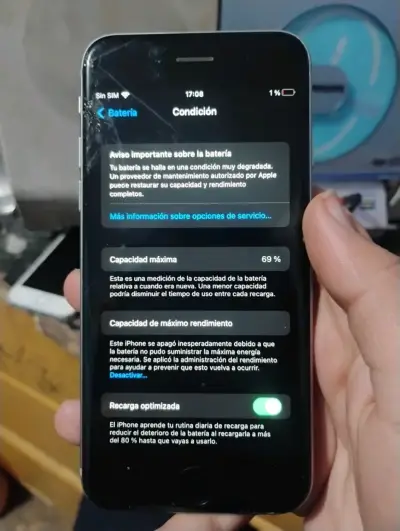 Smartphone negro (iPhone 6s) - miniatura 2
