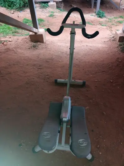 Bicicleta estática plegable usada - miniatura 4