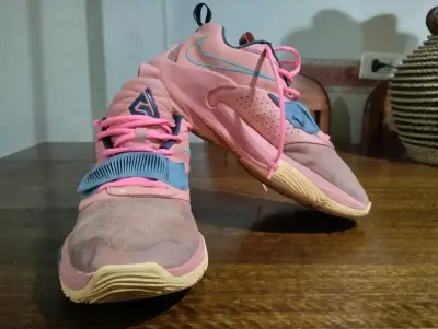 Nike Freak Lebron James - miniatura 1