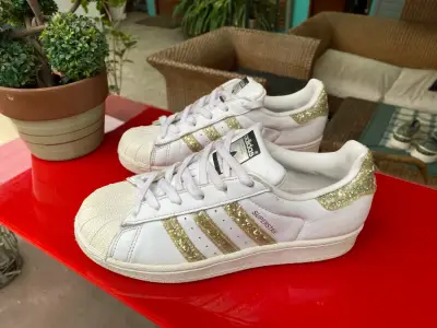 Zapatillas Adidas superstar blanca con dorados - miniatura 2