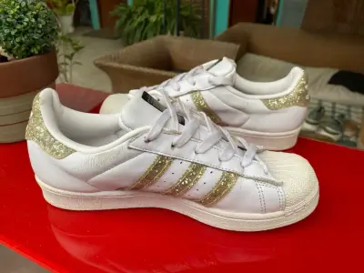 Zapatillas Adidas superstar blanca con dorados - miniatura 4
