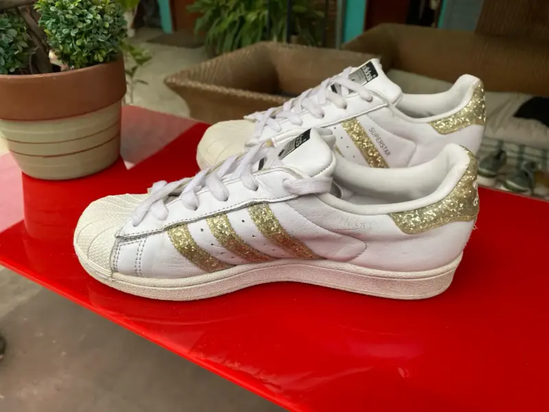 Zapatillas Adidas superstar blanca con dorados - 5