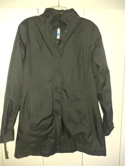 Parka negra impermeable para mujer - miniatura 1