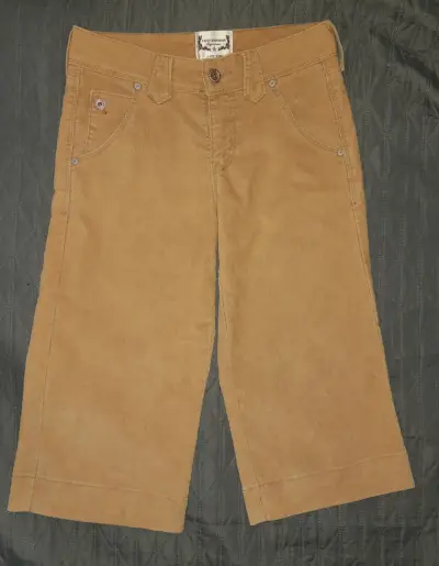 Pantalones cortos de pana Levi's marrón - miniatura 1