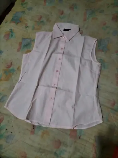 Blusa sin mangas color rosa claro - miniatura 1