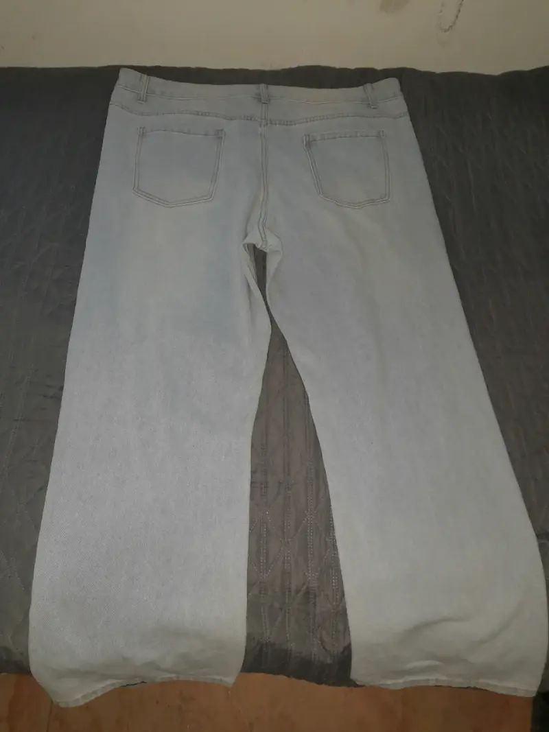 Jeans azul claro para hombre en buen estado - 2