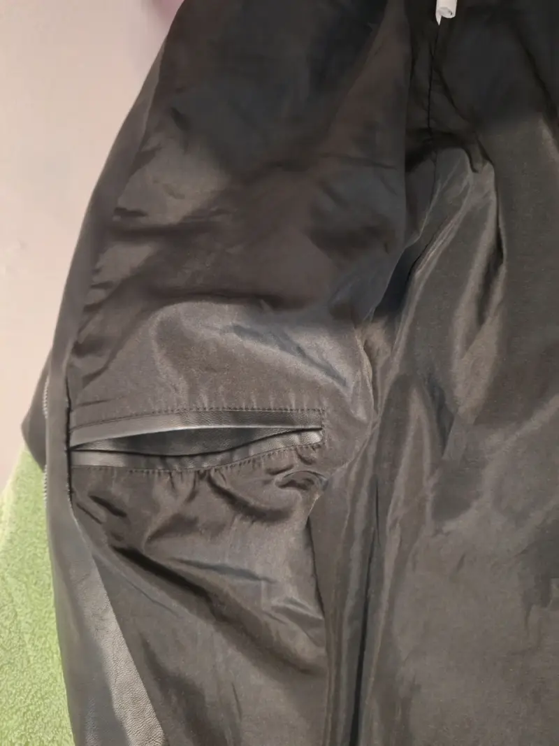 Chaqueta de cuero negra estilo biker - 5
