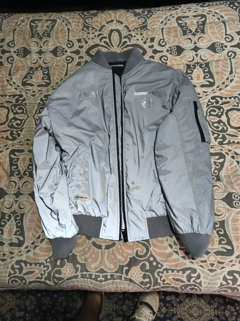 Chaqueta bomber gris Jack & Jones - 1