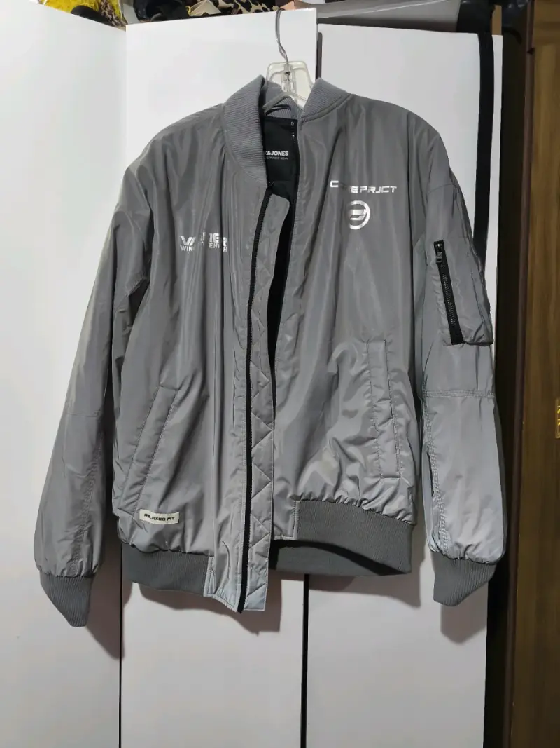 Chaqueta bomber gris Jack & Jones - 3
