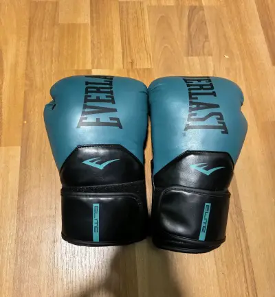 Guantes de boxeo Everlast Elite azul y negro - miniatura 1