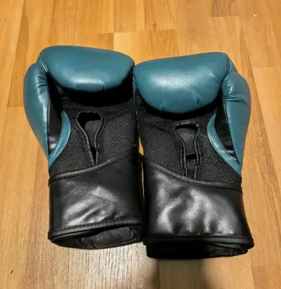 Guantes de boxeo Everlast Elite azul y negro - miniatura 2