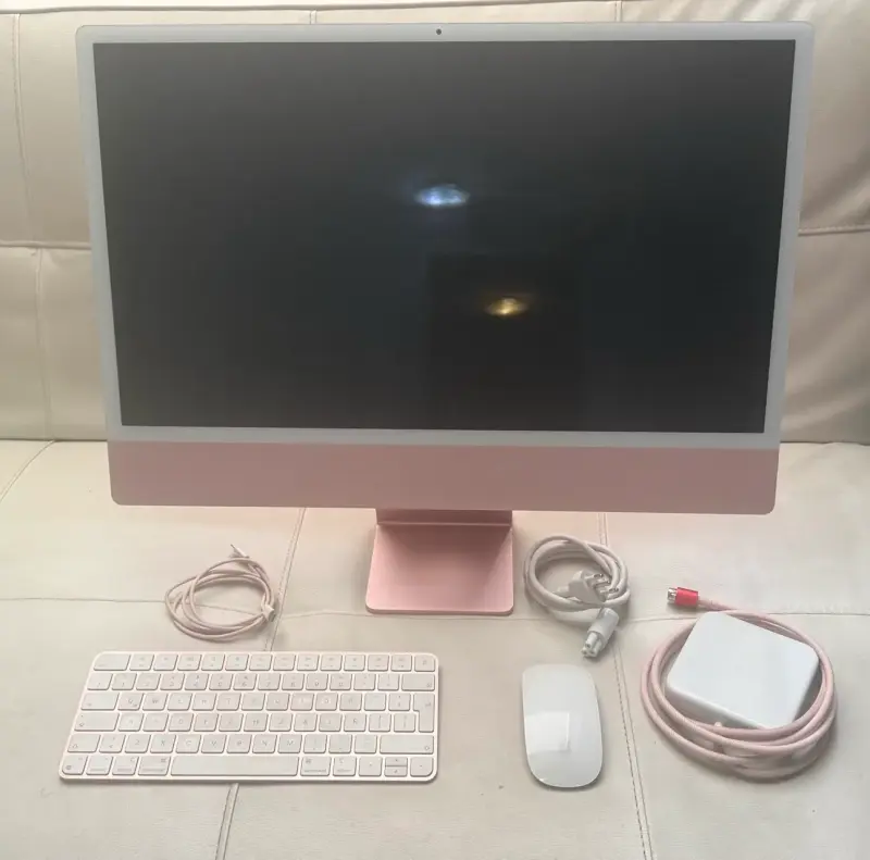 Computador de escritorio Apple iMac 24" - 2