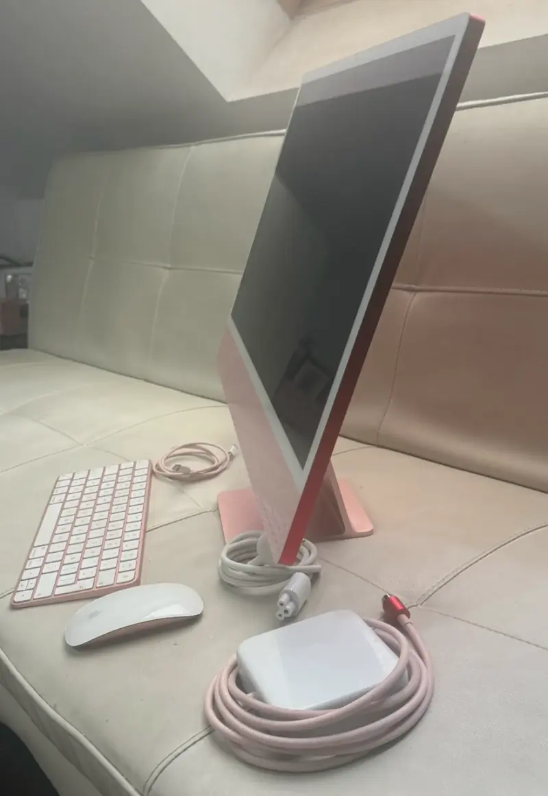 Computador de escritorio Apple iMac 24" - 3