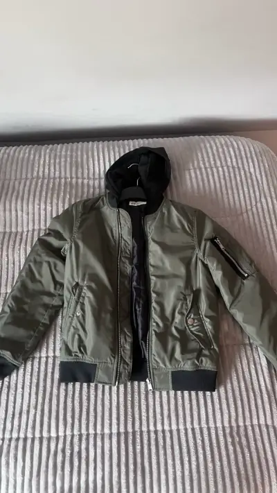 Chaqueta bomber niño con capucha H&M - miniatura 1