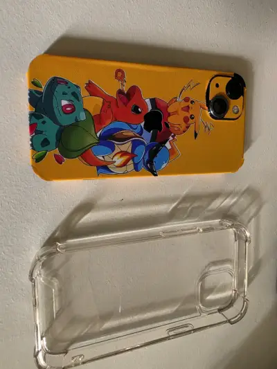 iPhone 13 128GB en excelente estado - miniatura 3