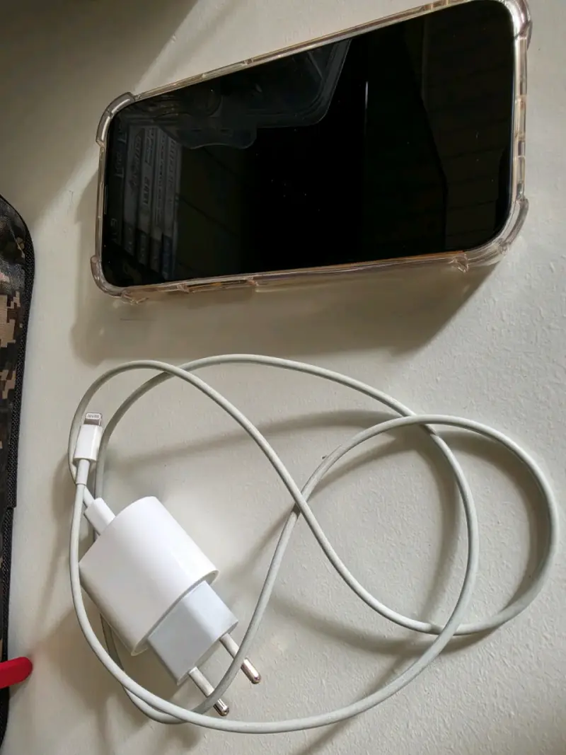 iPhone 13 128GB en excelente estado - 4