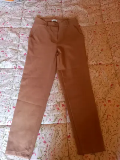 Pantalones de vestir marrones para mujer - miniatura 1