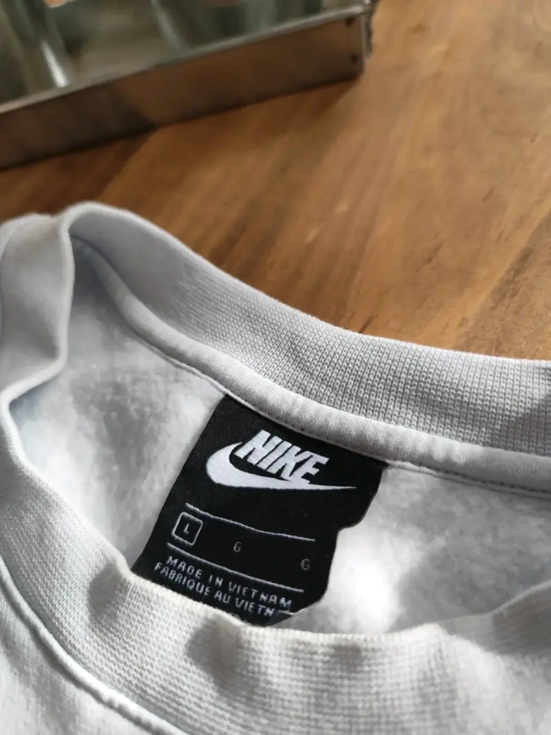Polerón Nike gris claro unisex - 3