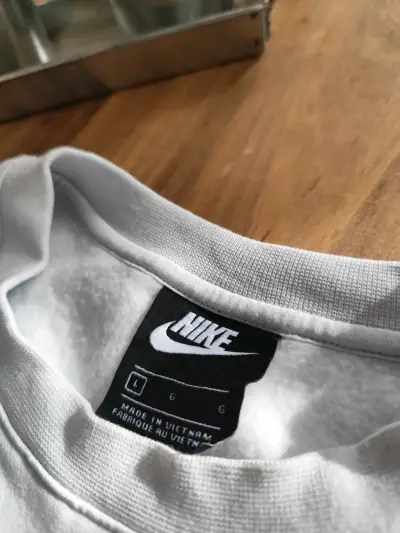 Polerón Nike gris claro unisex - miniatura 3