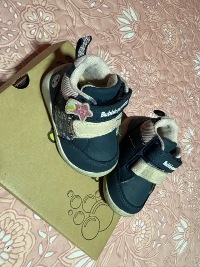 Zapatillas Bubblegummers para niños azul marino - miniatura 1
