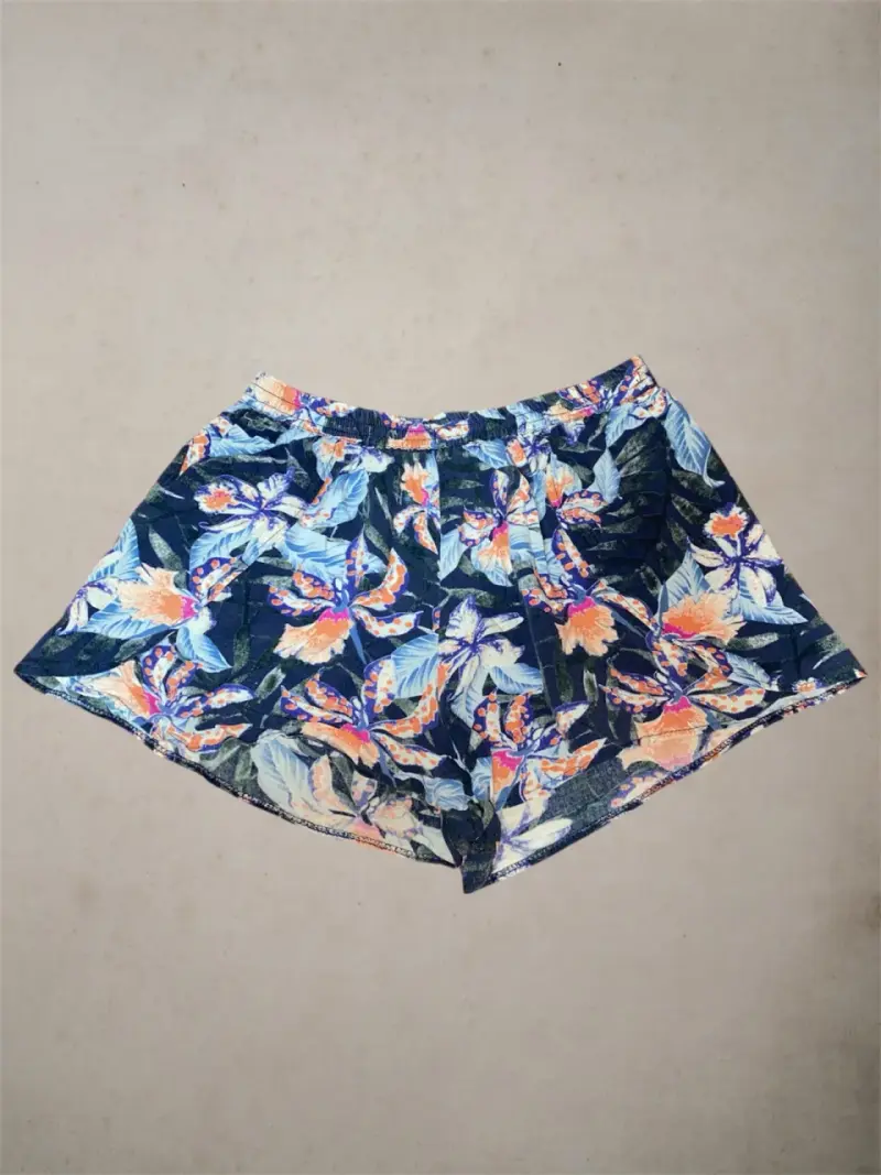 Shorts de playa con estampado floral