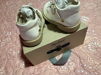 Botines de bebé Opaline blancos con hebilla - miniatura 1