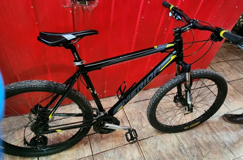 Bicicleta Merida aro 26 frenos hidraulicos! - 4