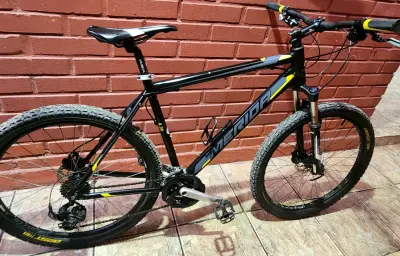 Bicicleta Merida aro 26 frenos hidraulicos! - miniatura 5