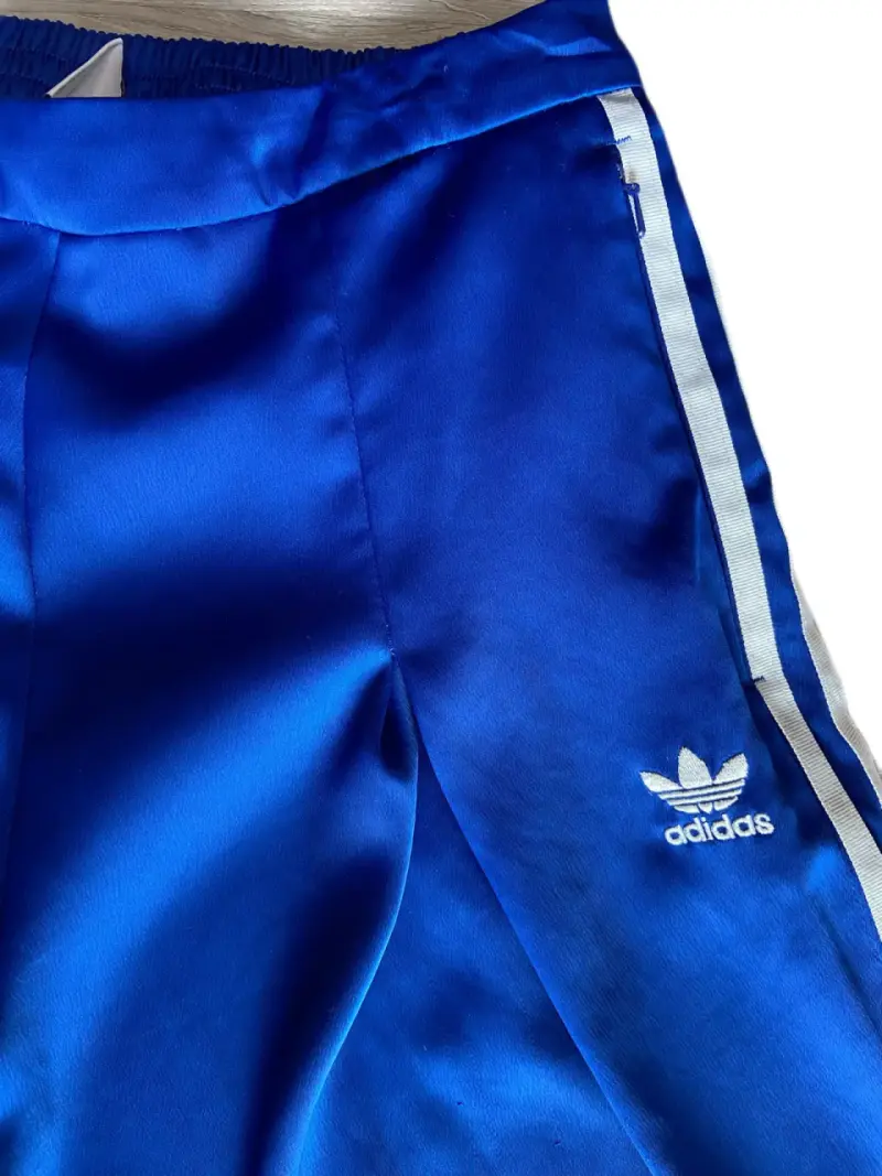 Pantalones anchos Adidas azules con franjas - 4