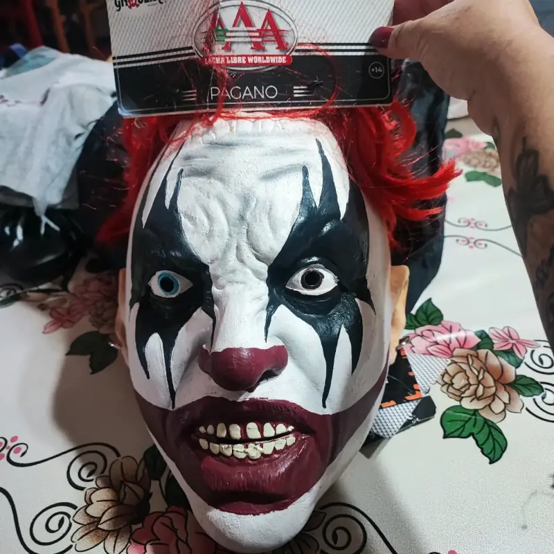 Máscara de látex de personaje oscuro - 3