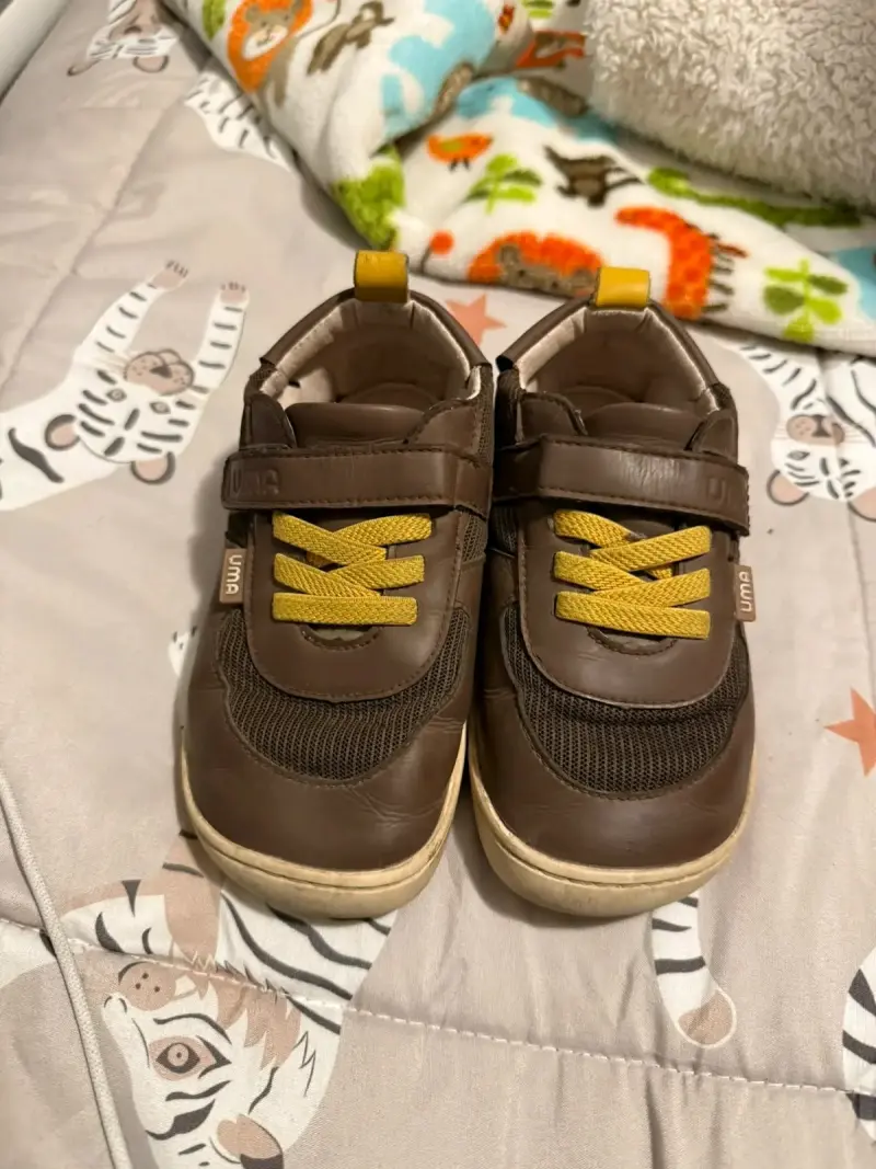 Zapatillas infantiles marrones Uma - 2