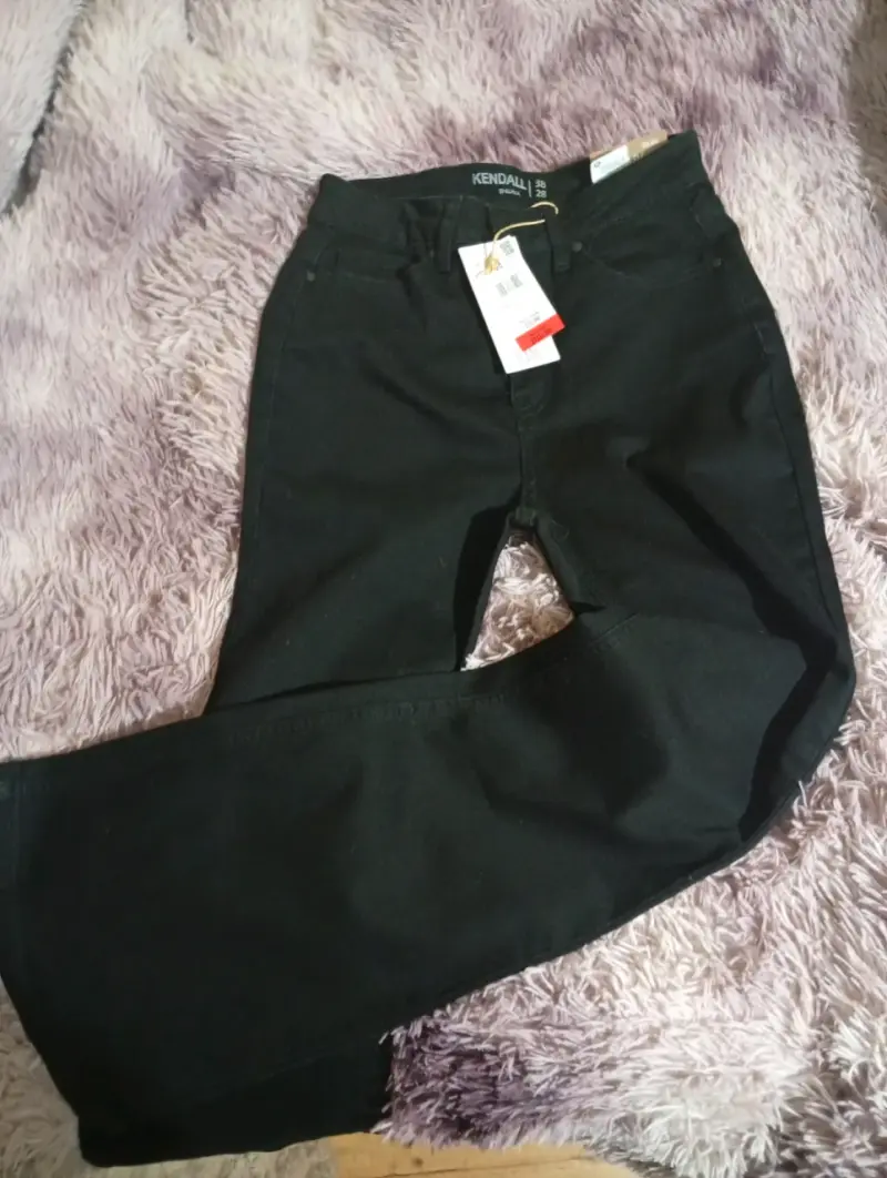Jeans negros flare talla 38 nuevos