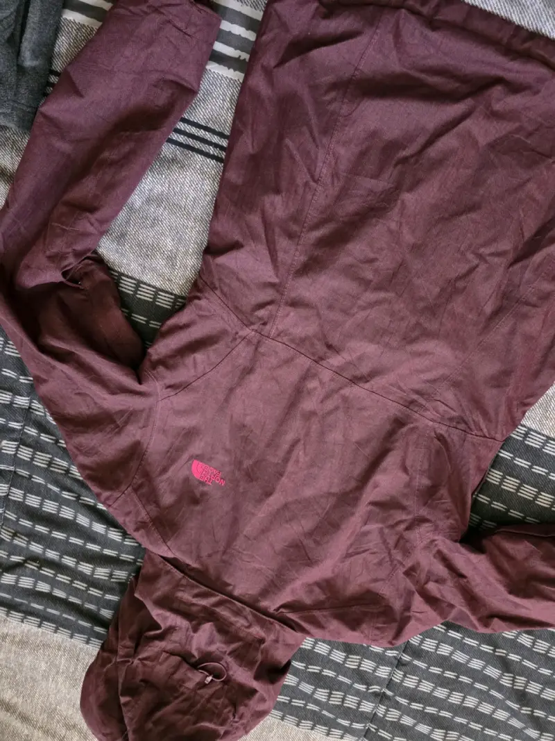 Chaqueta impermeable The North Face burdeo - 6