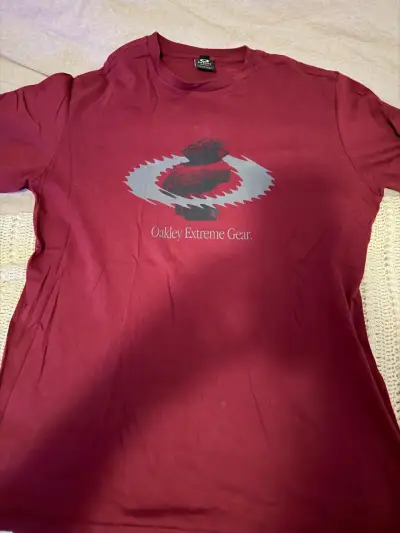 Polera Oakley Extreme Gear roja - miniatura 1