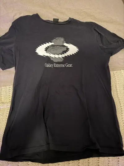 Polera Oakley Extreme Gear negra - miniatura 1