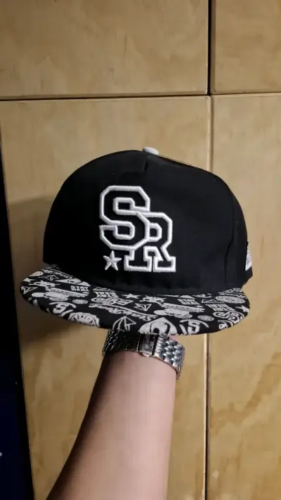 Gorra negra Stay Real estilo urbano - miniatura 3