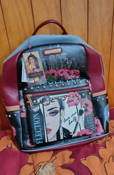Mochila Nicole Lee original modelo Love Me Half - miniatura 1