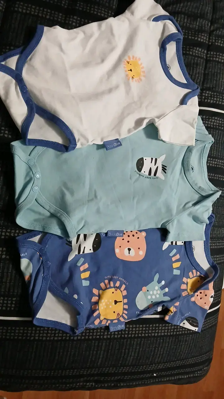 Set de bodys para bebé con estampados