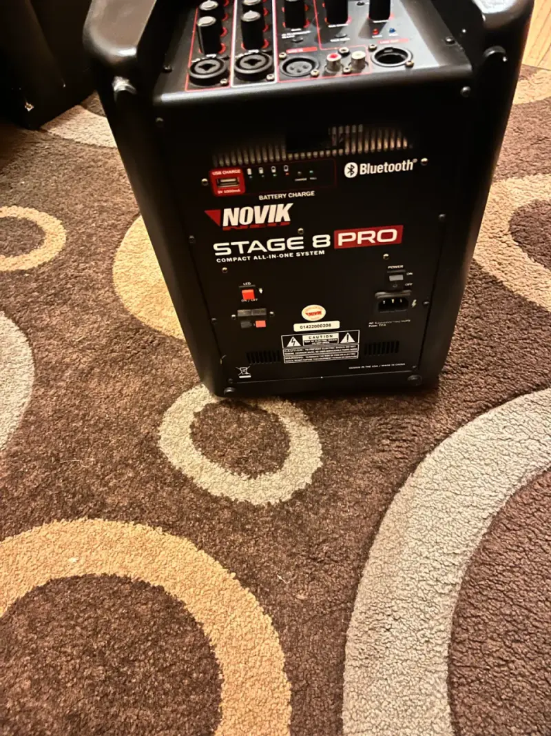 Sistema de Sonido Novik Stage 8 con Batería - 2