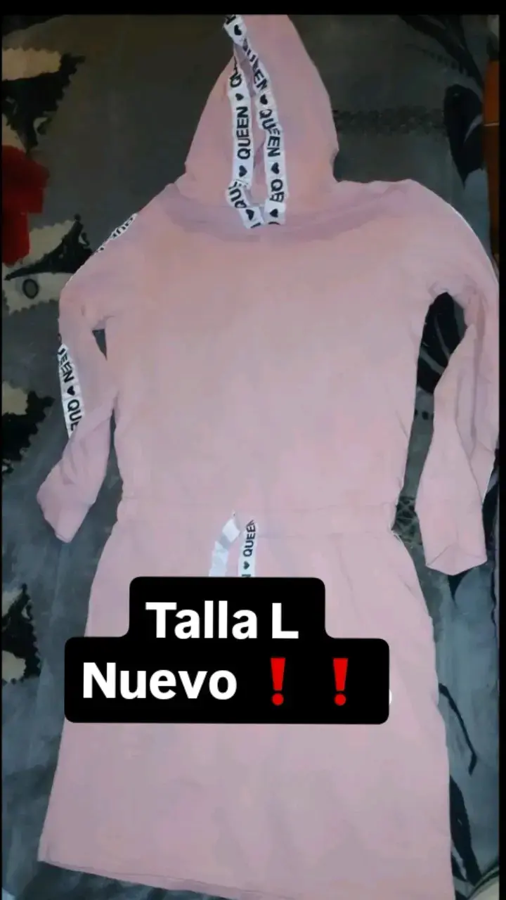 Vestido rosado con gorro