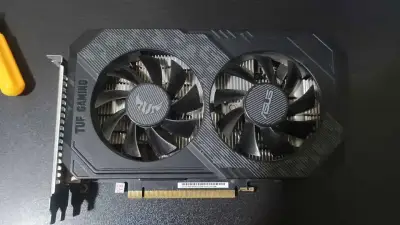 Tarjeta gráfica GTX 1660 Super - ASUS TUF Gaming - miniatura 1