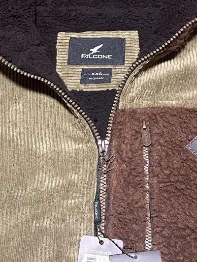 Chaqueta con. Hiporro y capucha, marca Falcon - miniatura 3