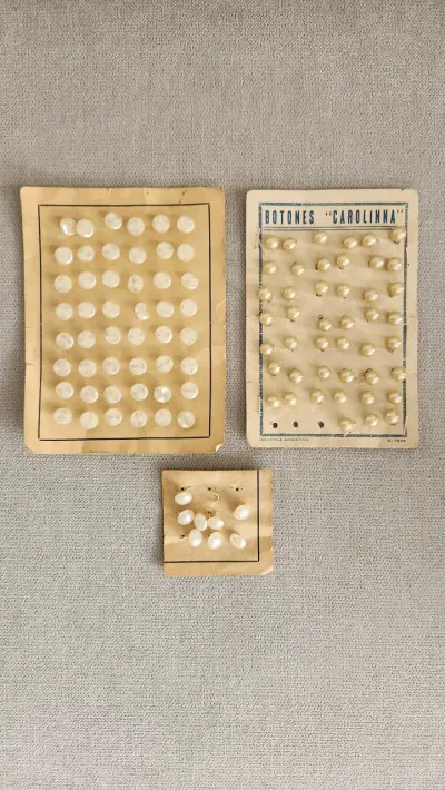 Lote de botones vintage perlados - miniatura 1