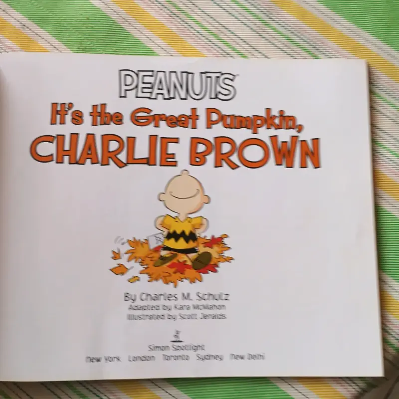 Libro 'It's the Great Pumpkin, Charlie Brown' edición 50 años - 4