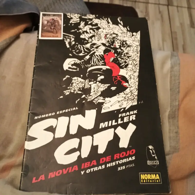 Cómic Sin City: La novia iba de rojo