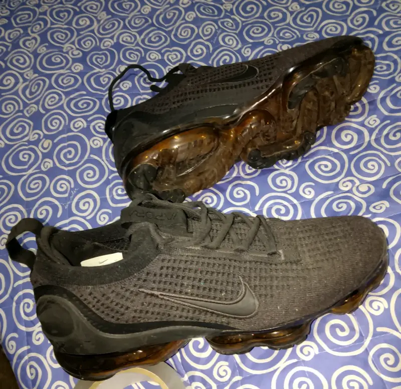 Zapatillas deportivas negras Nike Air VaporMax - 2