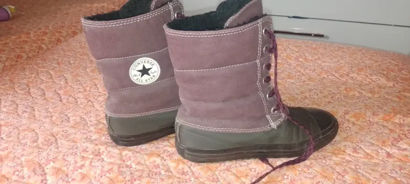Botas converse 36de lona y Chiporro. Gris y burdeo - 2