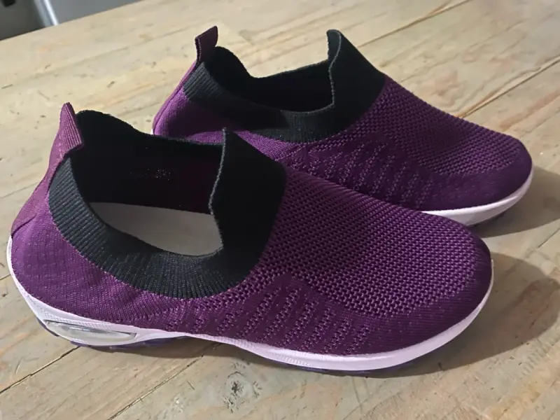Zapatillas deportivas moradas sin cordones - 3