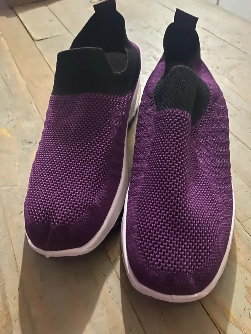 Zapatillas deportivas moradas sin cordones - 4